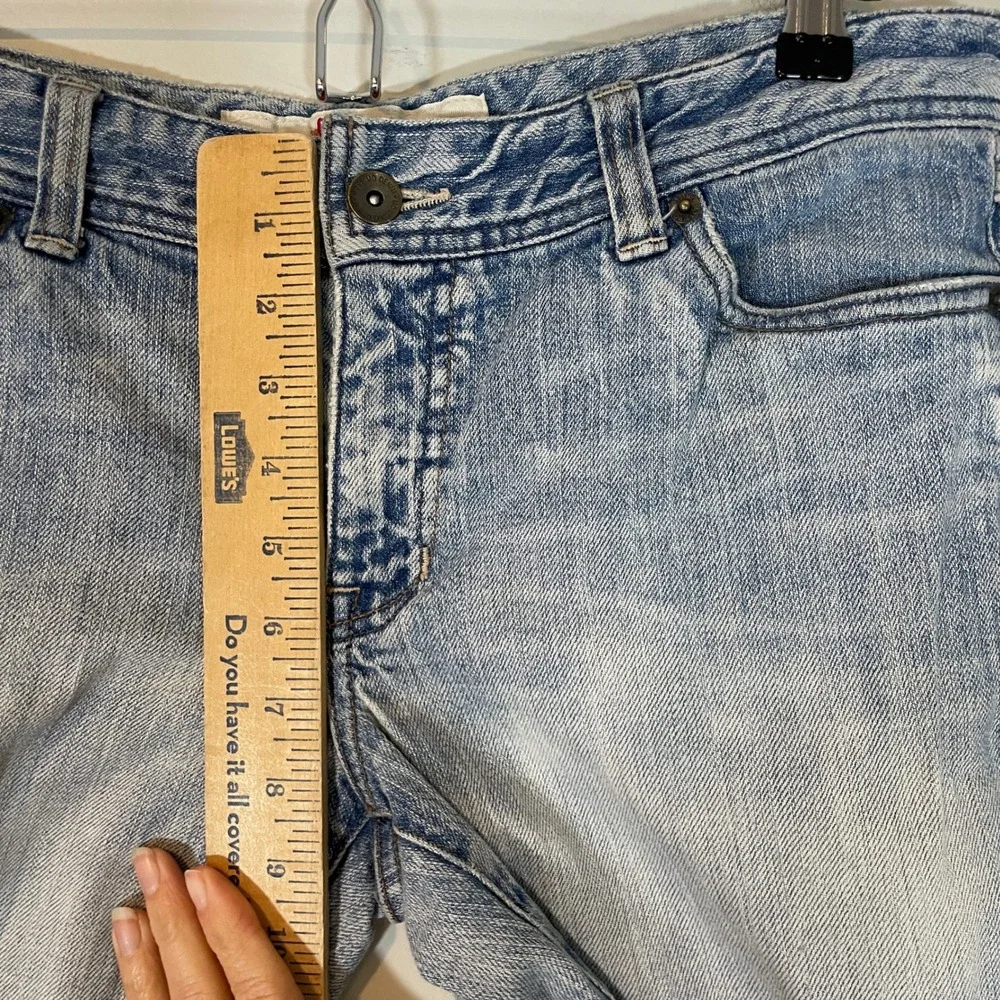 Mossimo Denim Women Light Wash Cuffed Capri Jeans Y2K Size 11 Cropped Blue 90s